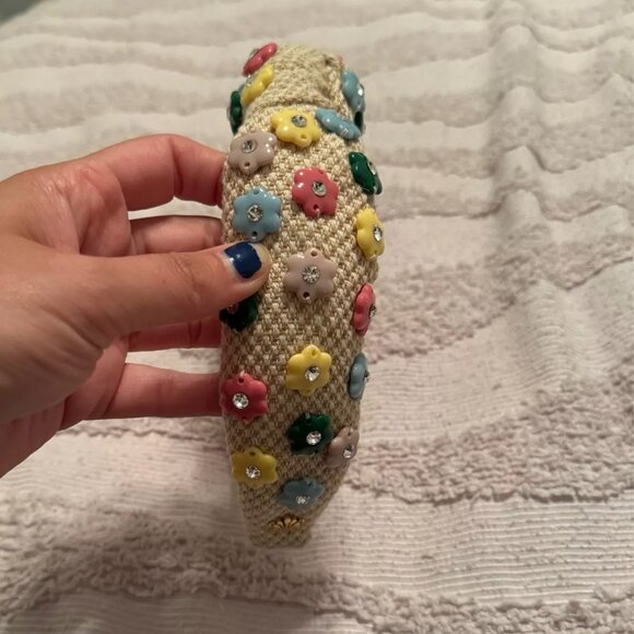 Lele Sadoughi Daphne Floral Charm Knotted Headband in Rainbow & Tan Raffia - Picture 4 of 7